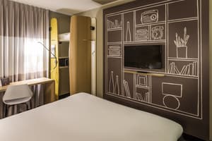thumbnail: Room