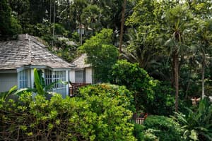 thumbnail: Property grounds