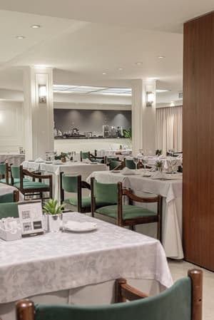 thumbnail: Restaurant