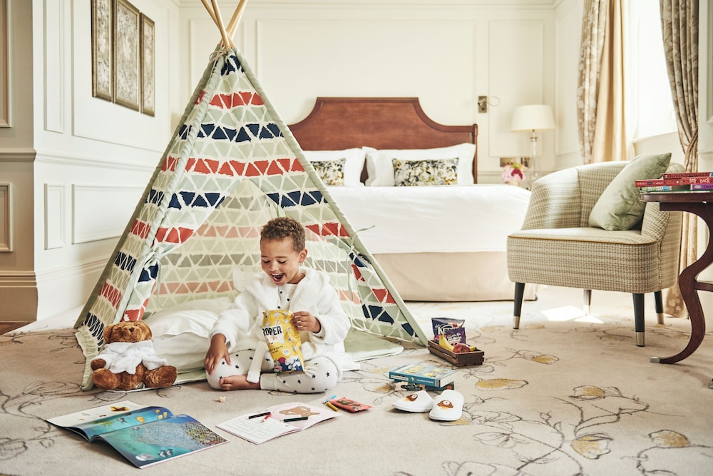Children's theme room