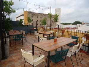 thumbnail: Bar (on property)