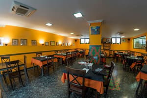 thumbnail: Restaurant