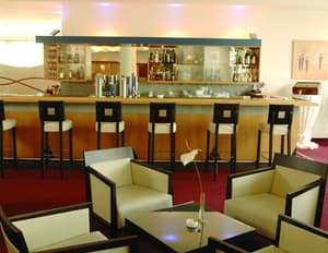 thumbnail: Bar (on property)