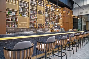 thumbnail: Bar (on property)