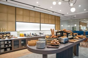 thumbnail: Breakfast area