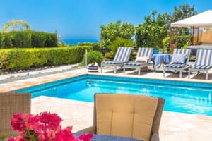 thumbnail: Outdoor pool