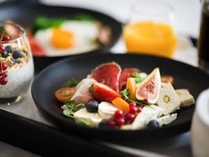 thumbnail: Restaurant