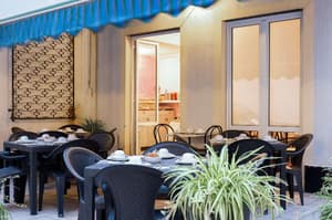 thumbnail: Restaurant