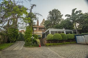 thumbnail: Exterior