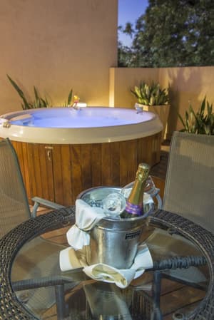 thumbnail: Jetted tub
