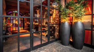 thumbnail: Interior entrance
