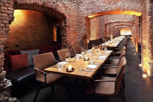 thumbnail: Restaurant