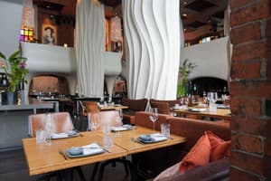 thumbnail: Restaurant
