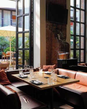 thumbnail: Restaurant