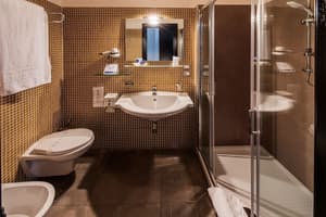 thumbnail: Bathroom