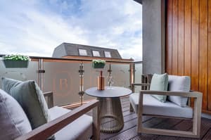 thumbnail: Balcony