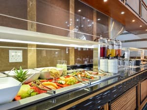 thumbnail: Restaurant
