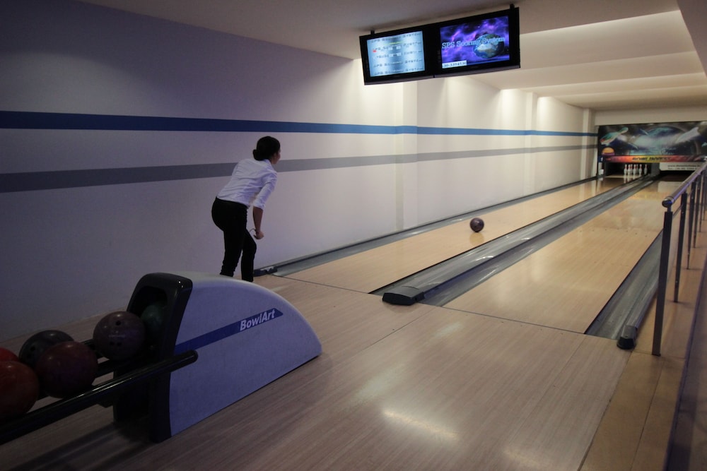 Bowling
