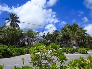 thumbnail: Front of property
