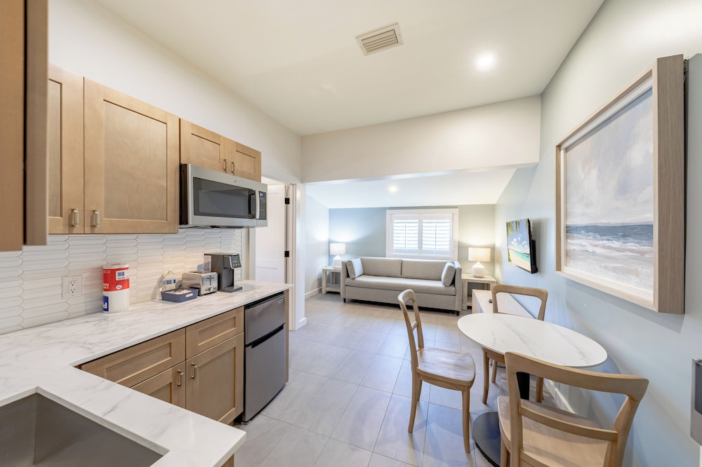Private kitchenette