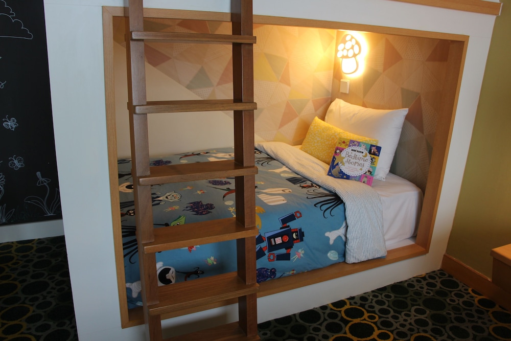 Children's theme room