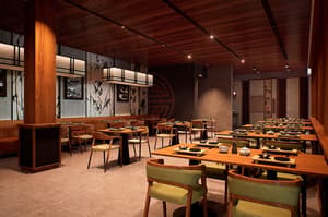 thumbnail: Restaurant