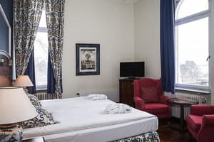 thumbnail: Room