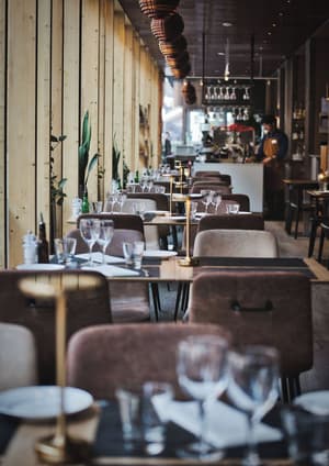 thumbnail: Restaurant