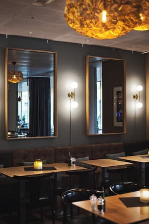 thumbnail: Restaurant
