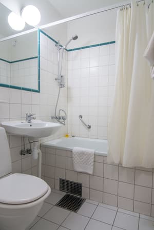 thumbnail: Bathroom