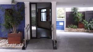 thumbnail: 116062592.jpg
