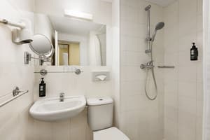 thumbnail: Bathroom