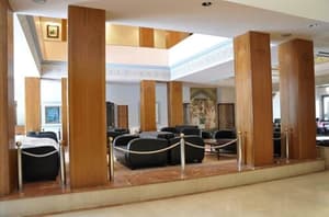 thumbnail: Lobby sitting area