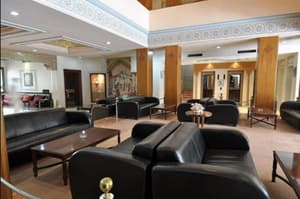 thumbnail: Lobby sitting area
