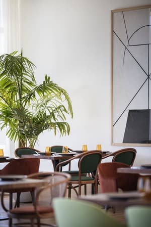 thumbnail: Restaurant