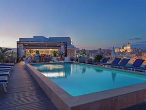 thumbnail: Rooftop pool