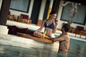 thumbnail: Poolside bar