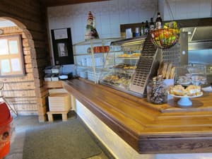 thumbnail: Restaurant