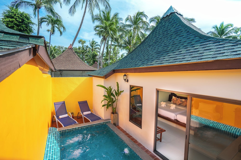 Private pool