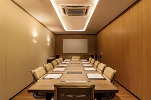 thumbnail: Business center