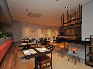 thumbnail: Restaurant