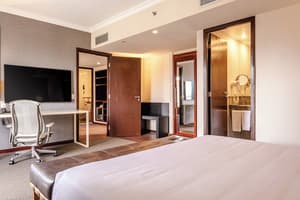 thumbnail: Room