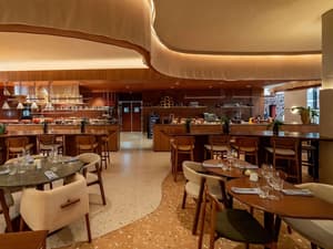thumbnail: Restaurant