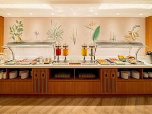 thumbnail: Breakfast area