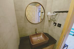thumbnail: Bathroom