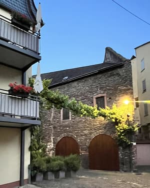 thumbnail: Balcony view