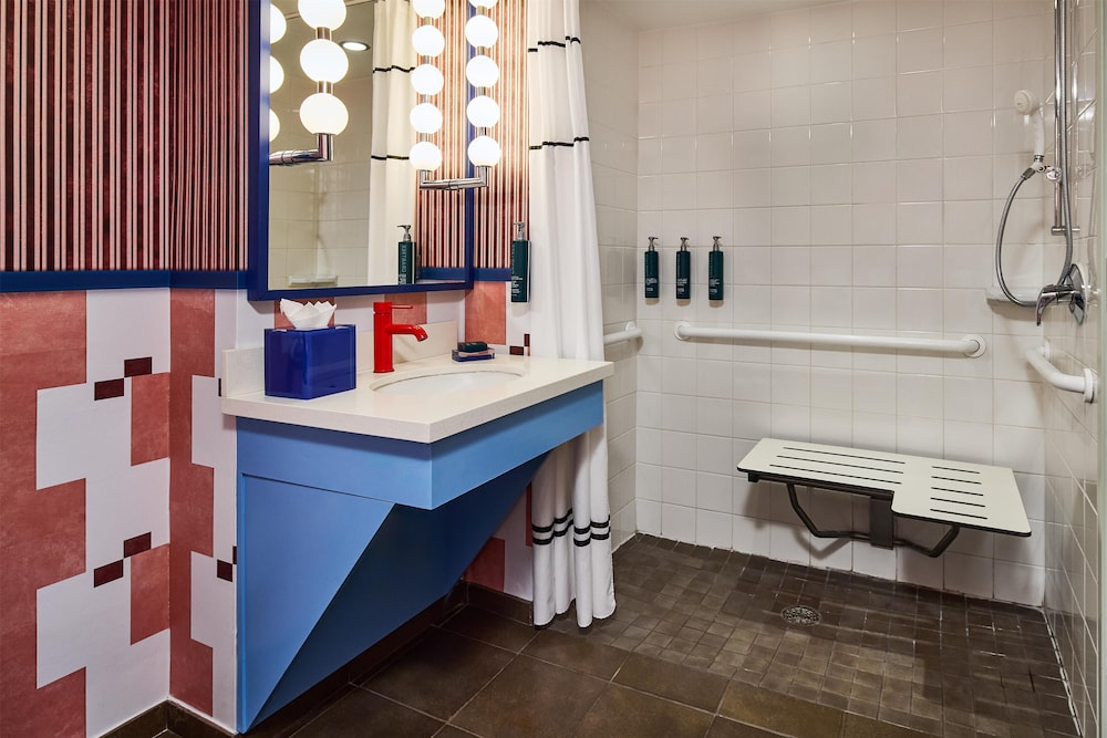 Bathroom shower
