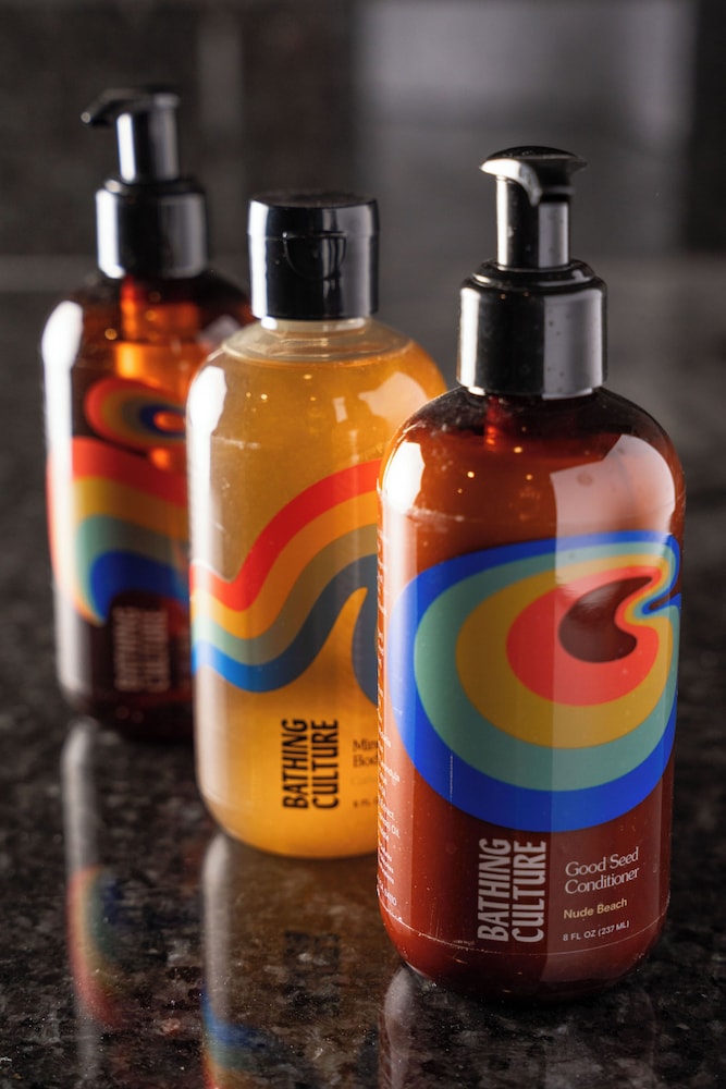 Bathroom amenities