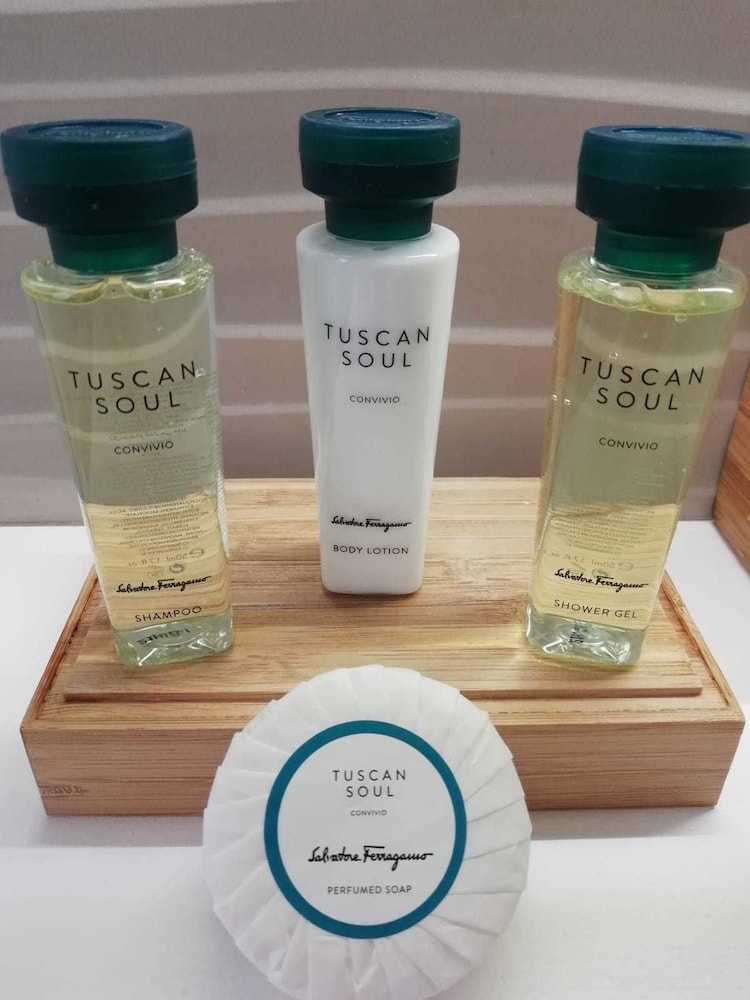 Bathroom amenities