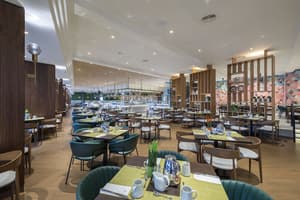 thumbnail: Restaurant